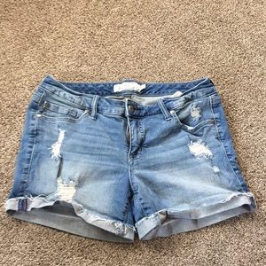 Torrid plus size 10 stretchy denim shorts